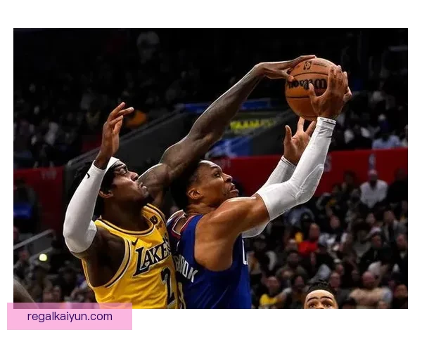 亨克边路速度持续提升，备受关注的进攻状态正逐渐回暖